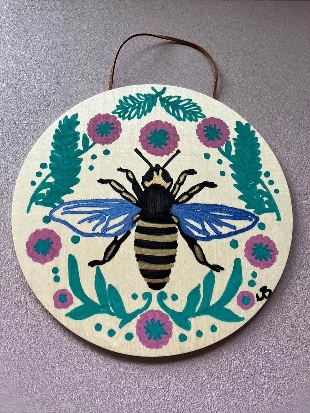 Hand painted by me bumble bee on wood circle plaque bumblebee buzzing along